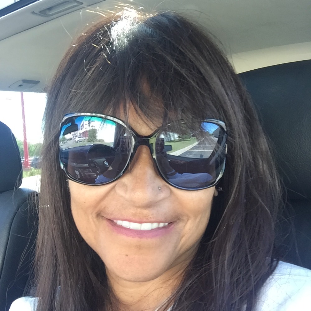 Meet your Posher, Sondria